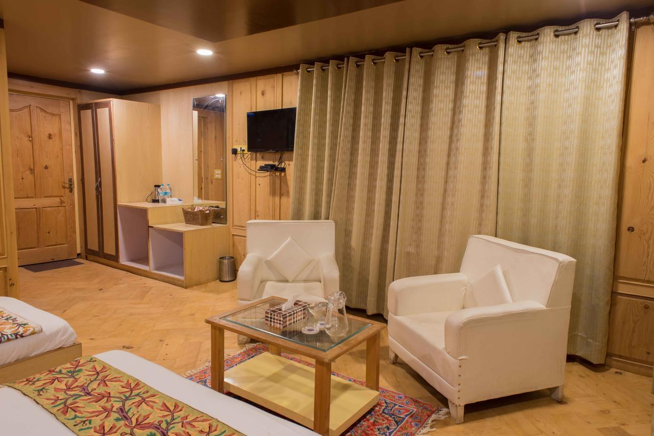 Hotel Imperial Resorts Sonāmarg Екстериор снимка