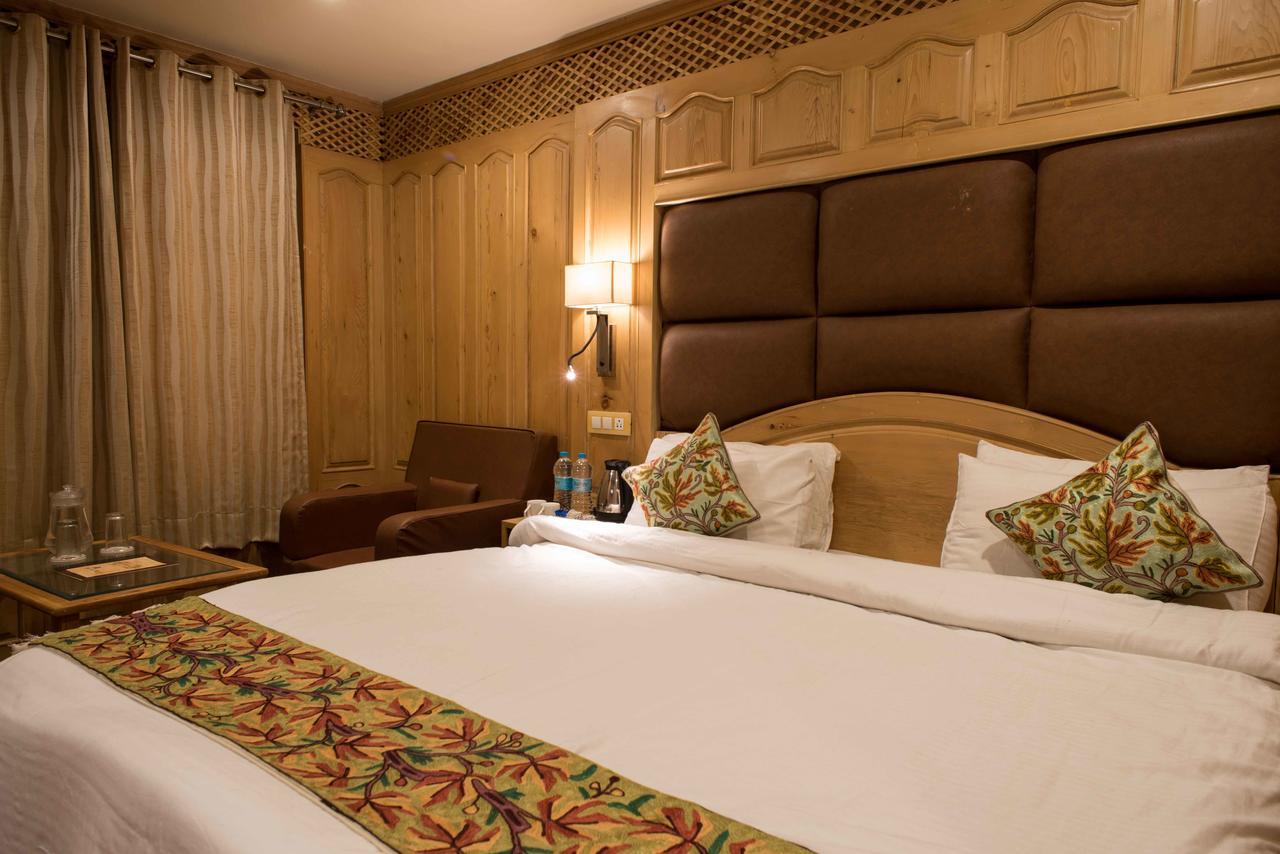 Hotel Imperial Resorts Sonāmarg Екстериор снимка