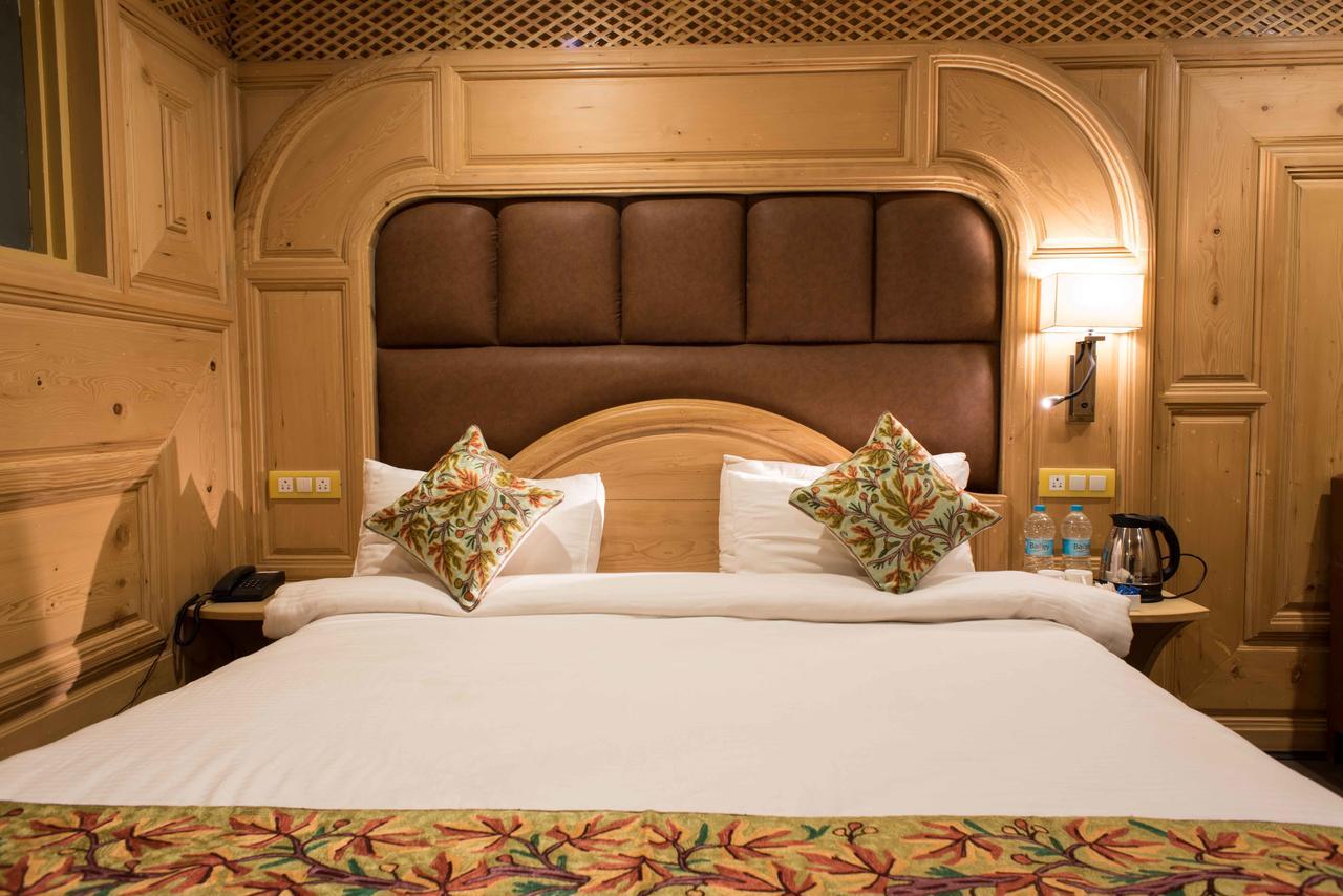 Hotel Imperial Resorts Sonāmarg Екстериор снимка
