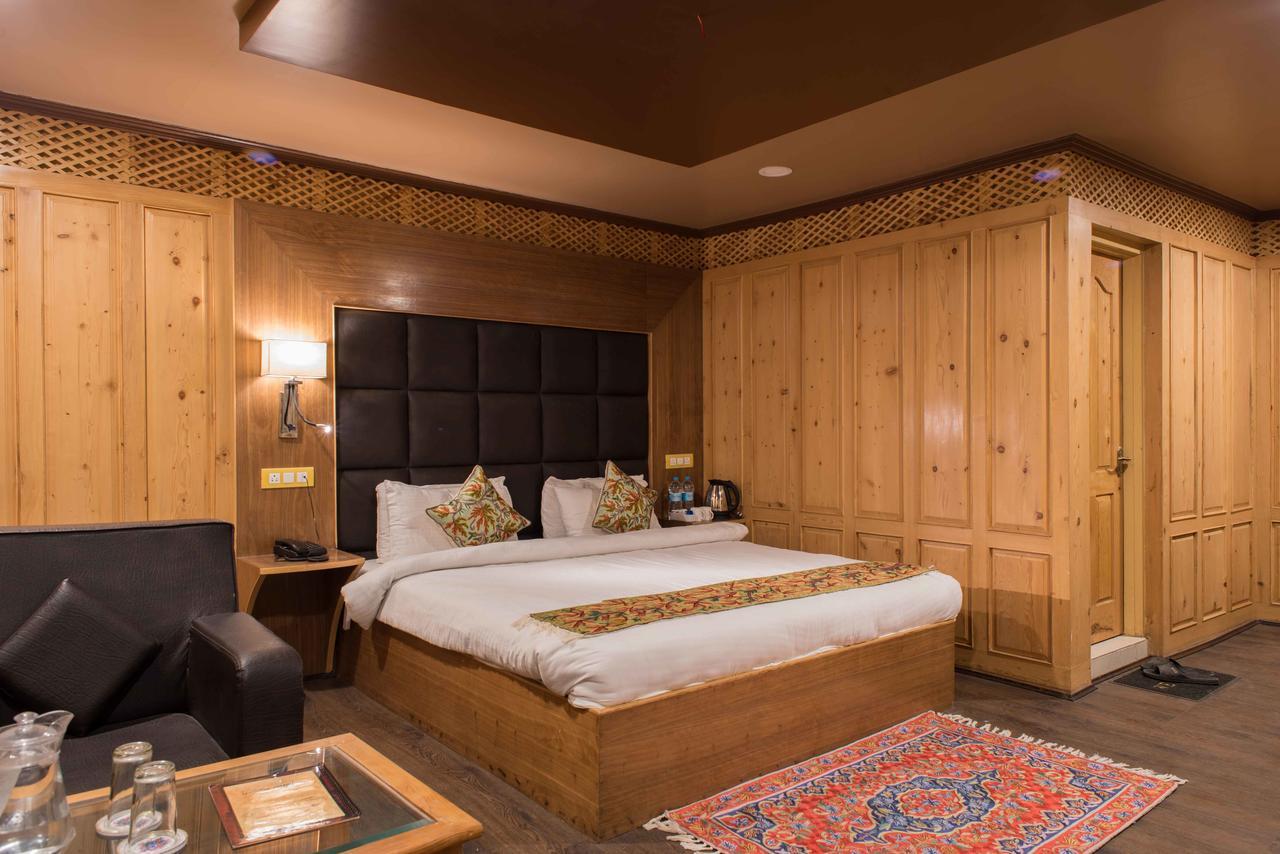 Hotel Imperial Resorts Sonāmarg Екстериор снимка